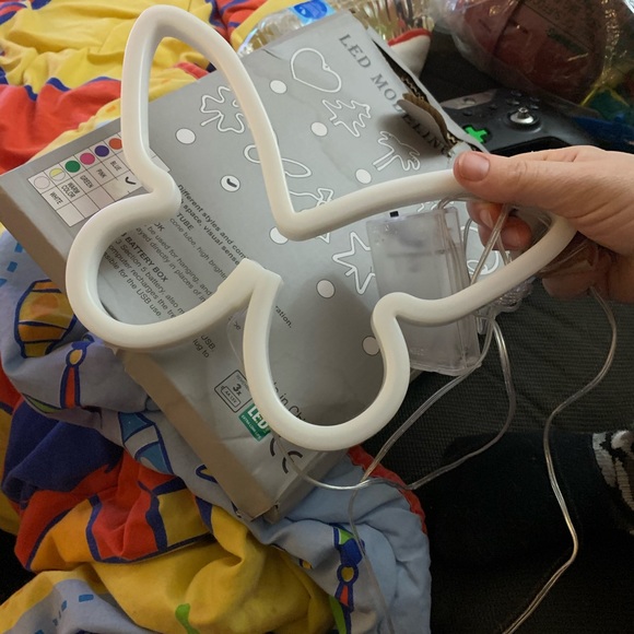 Butterfly LED Neon light - Picture 3 of 3